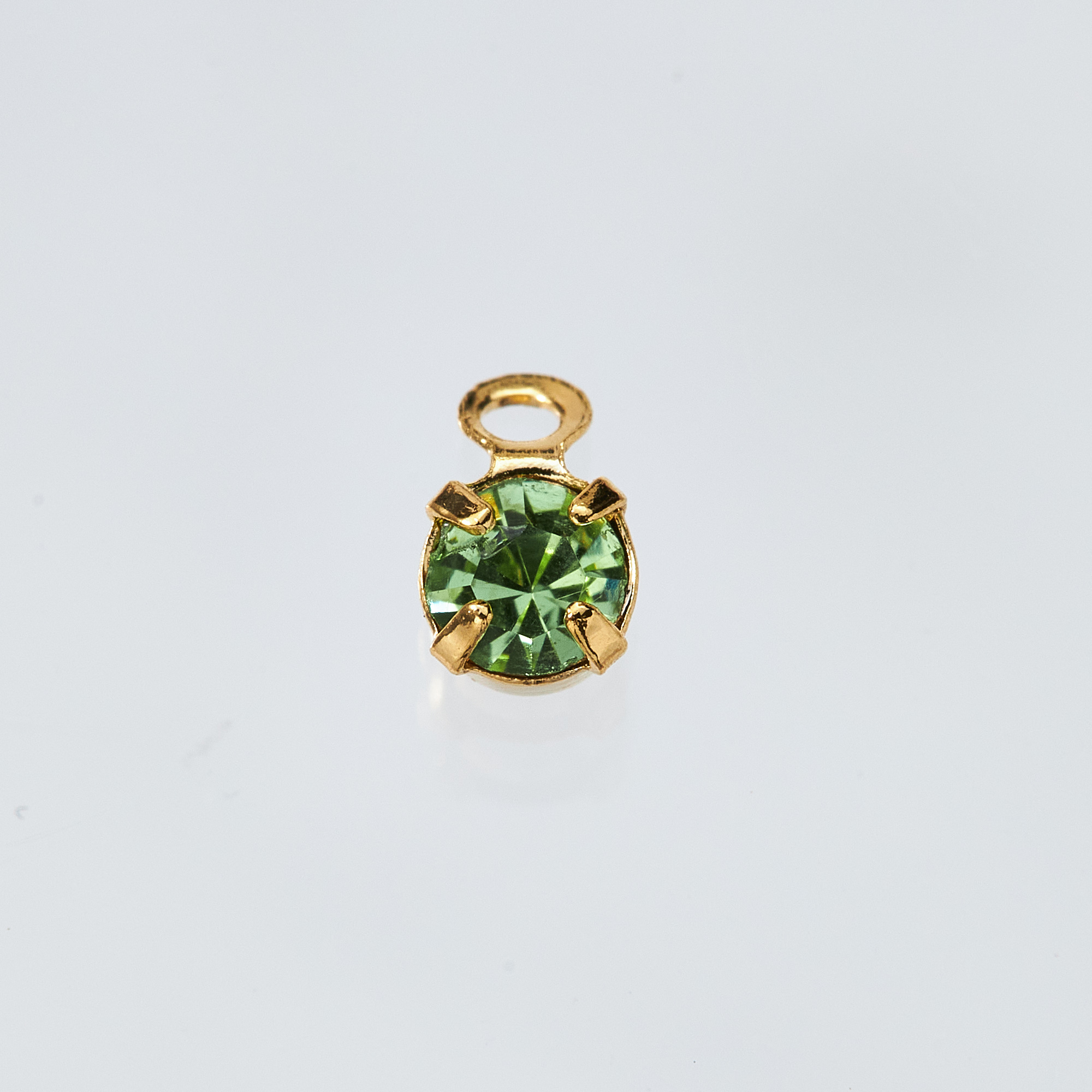 8月 Peridot ペリドット の画像