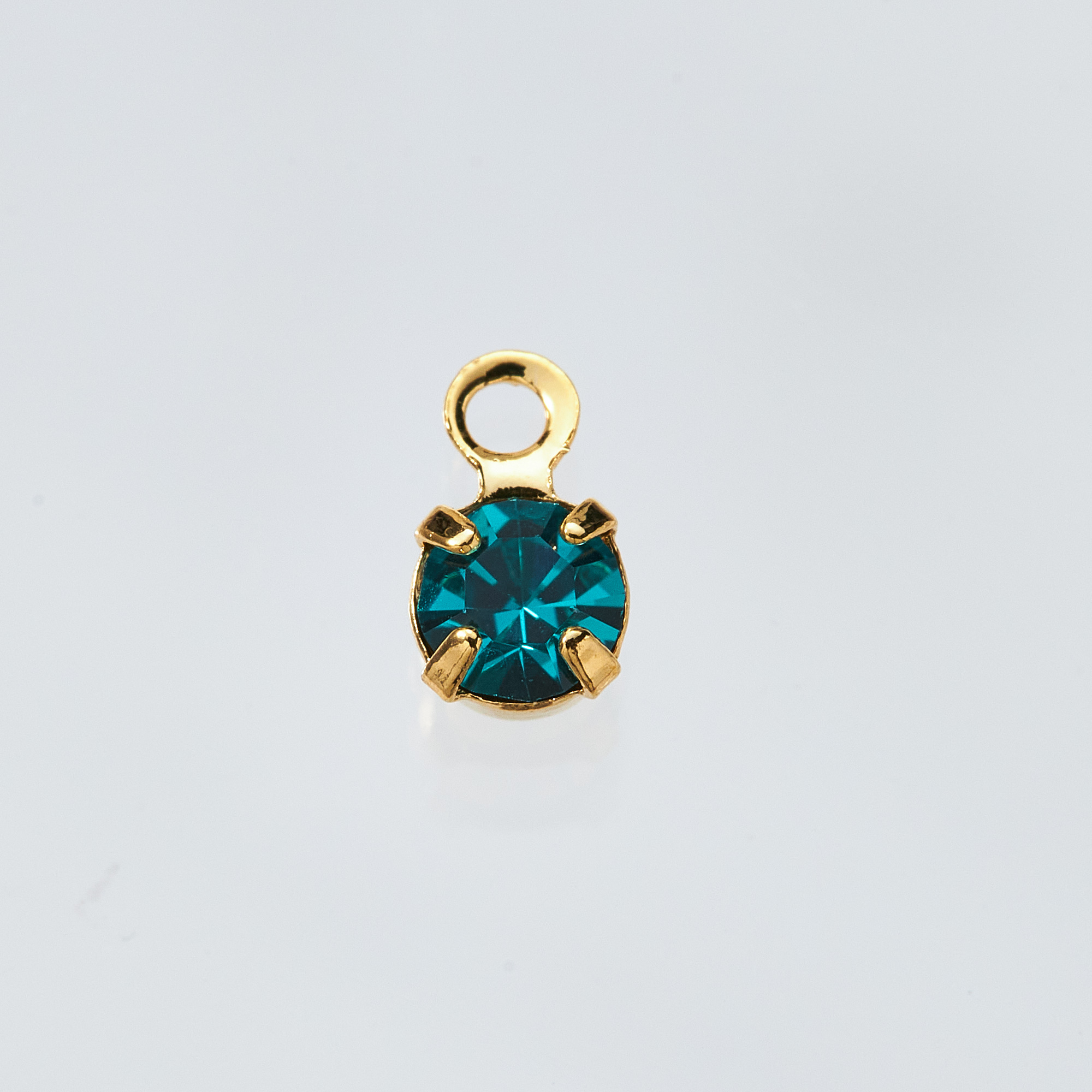 12月 Bluezircon ブルージルコン の画像