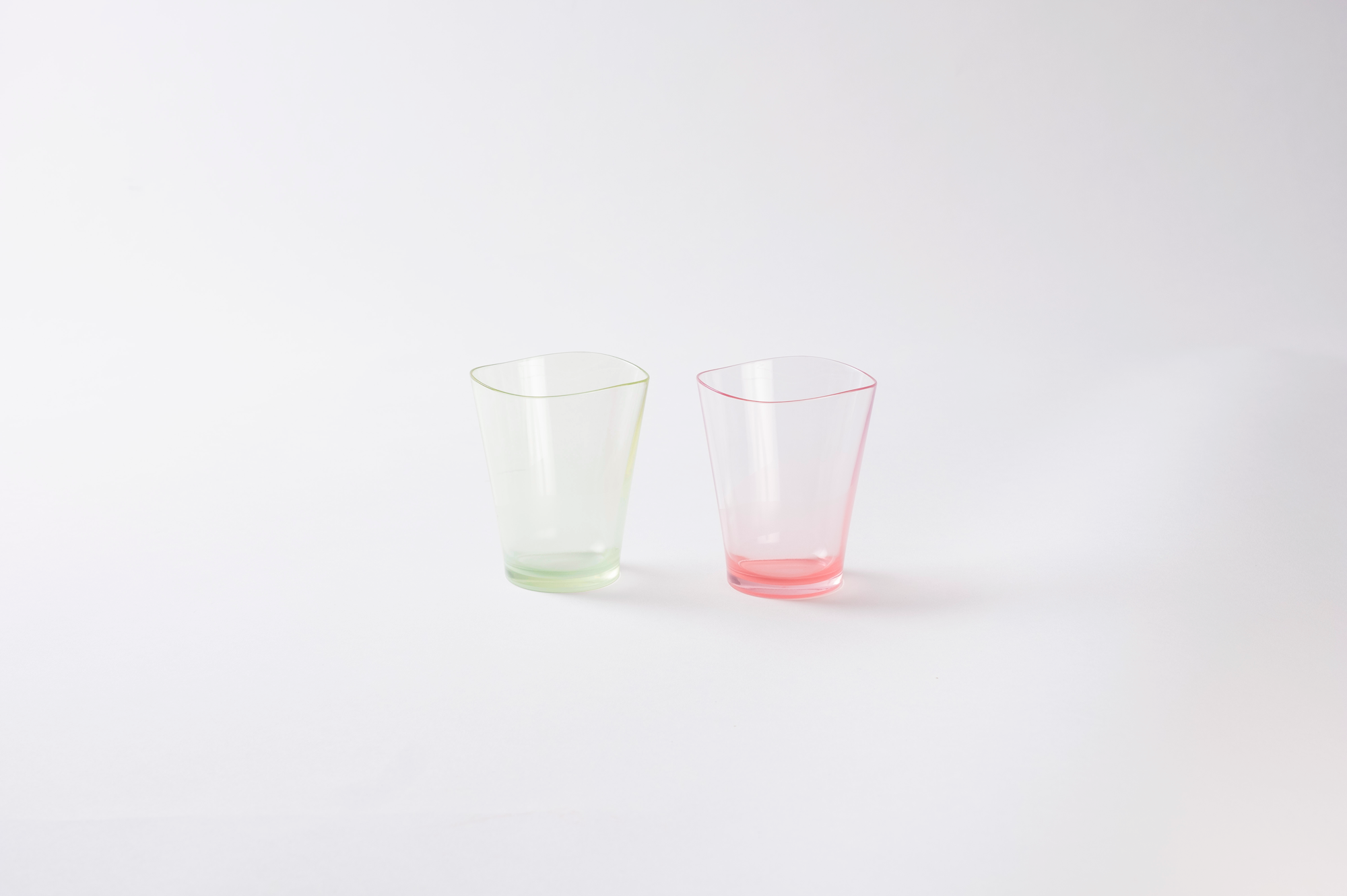 イエロー、ピンク の画像