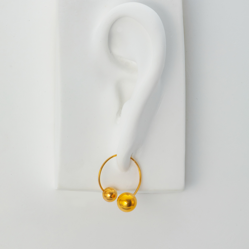 YELLOW の画像