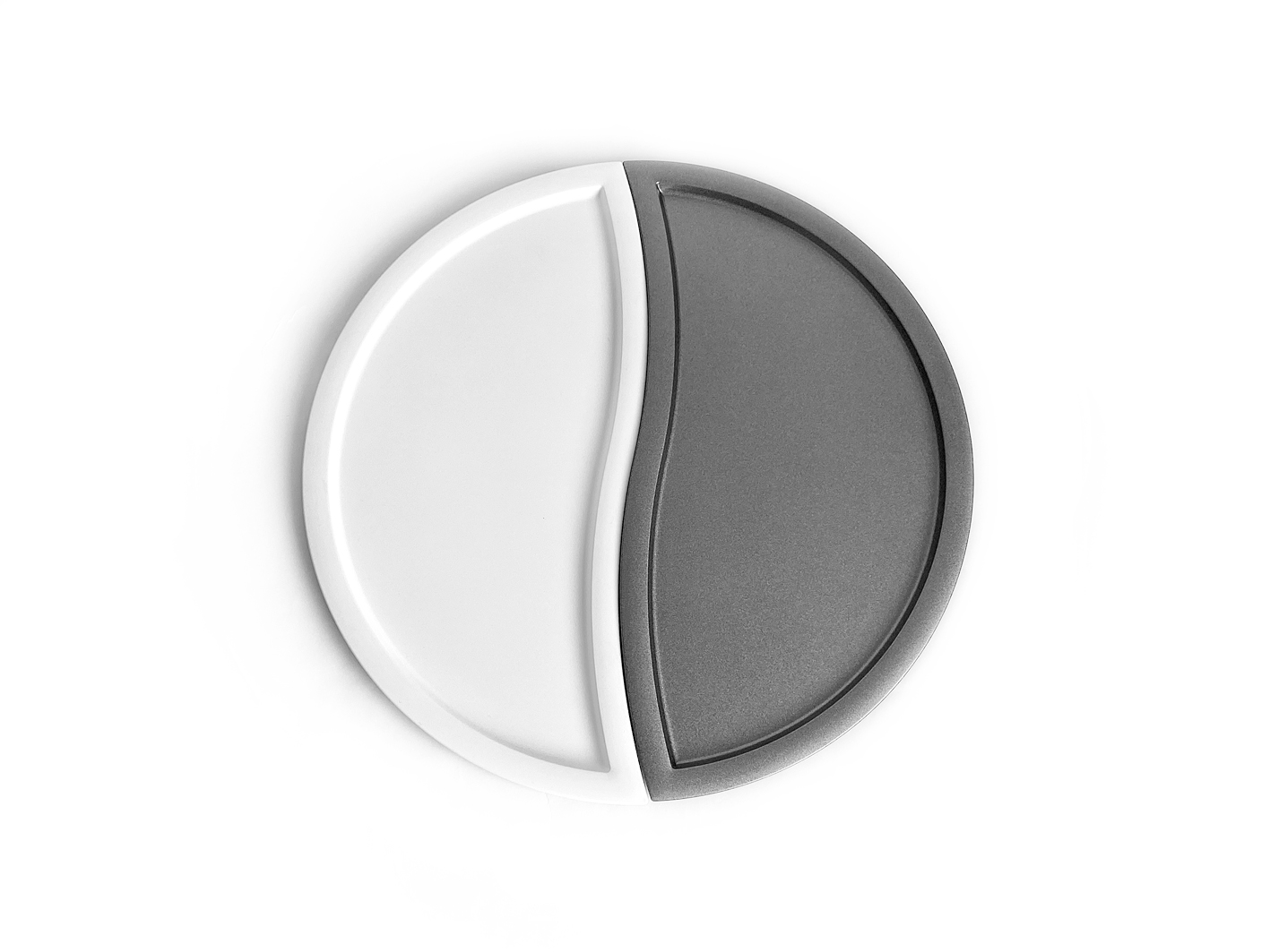 silver metallic x glossy white の画像