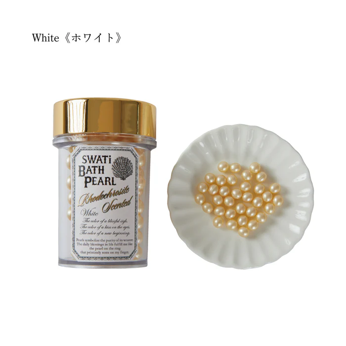 WHITE (M) の画像