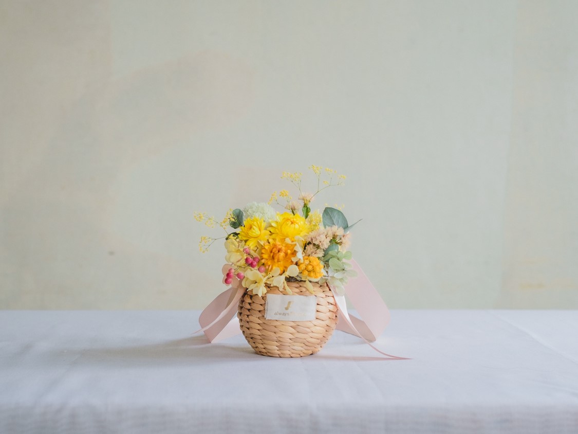 Flower BAG No.2  カゴバッグ／ドライフラワー　サンイエロー／S の画像
